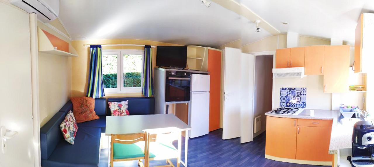 Mobil-Home Du Lac De Foix Ngoại thất bức ảnh